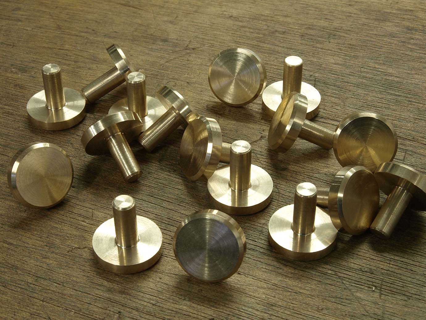 T21 Blade kickers. T21 Blade kickers.